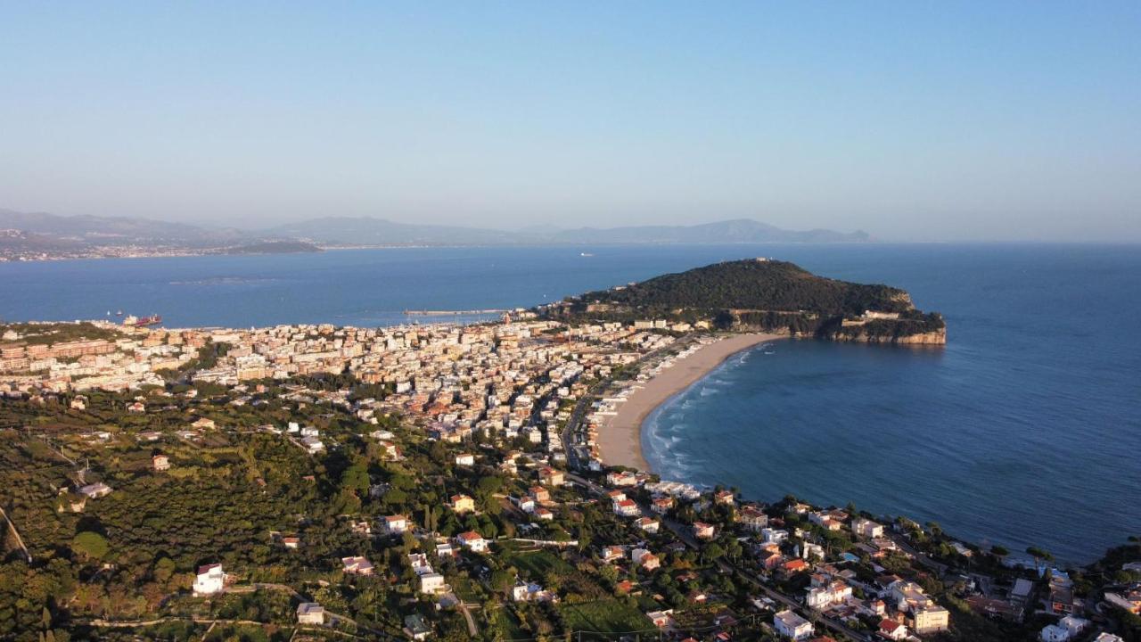 Brezza Di Mare Gaeta B&B Buitenkant foto